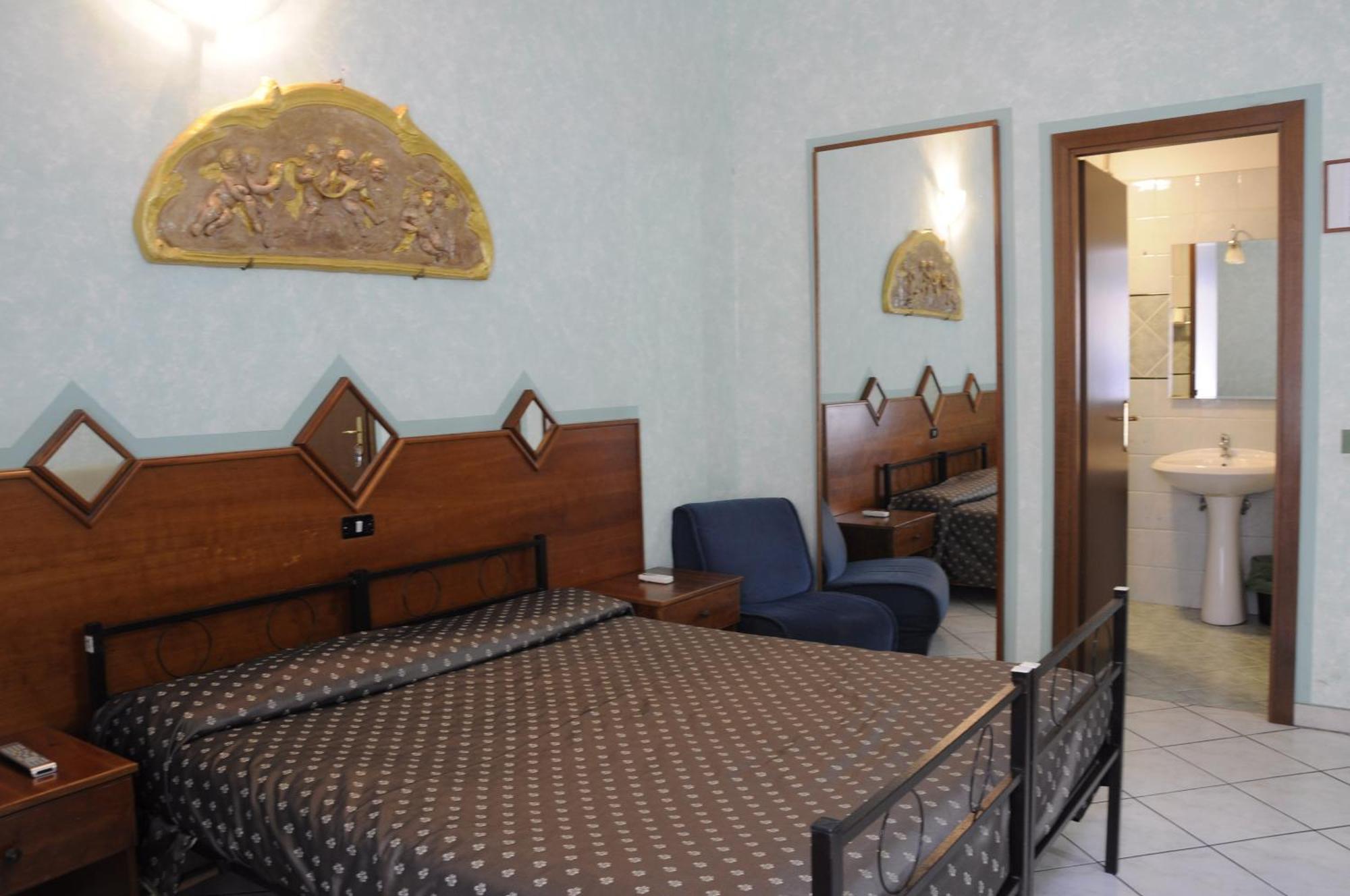 Hotel Farini Roma Habitación foto
