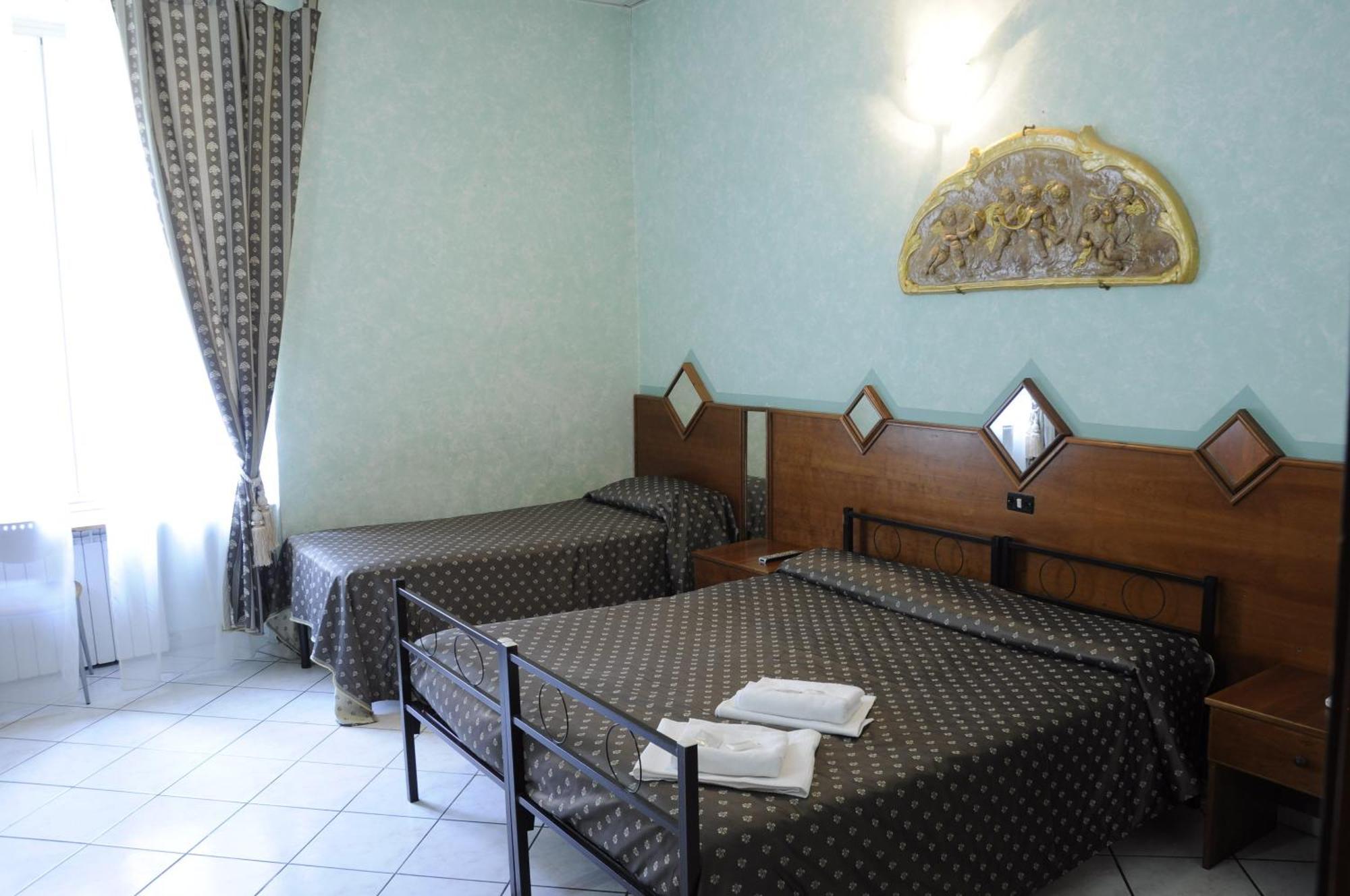 Hotel Farini Roma Habitación foto